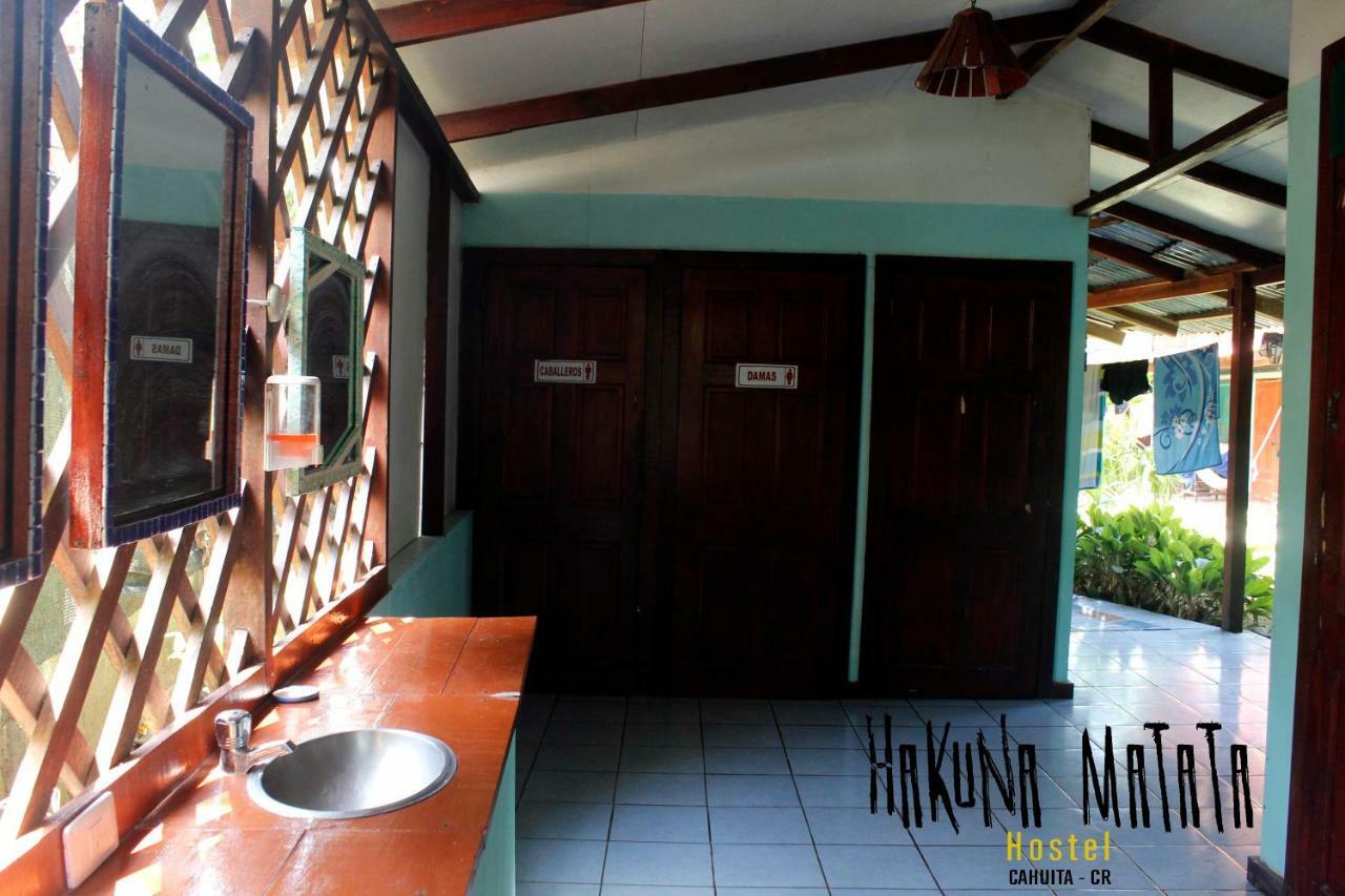 Hakuna Matata Hostel กาอุยตา ภายนอก รูปภาพ