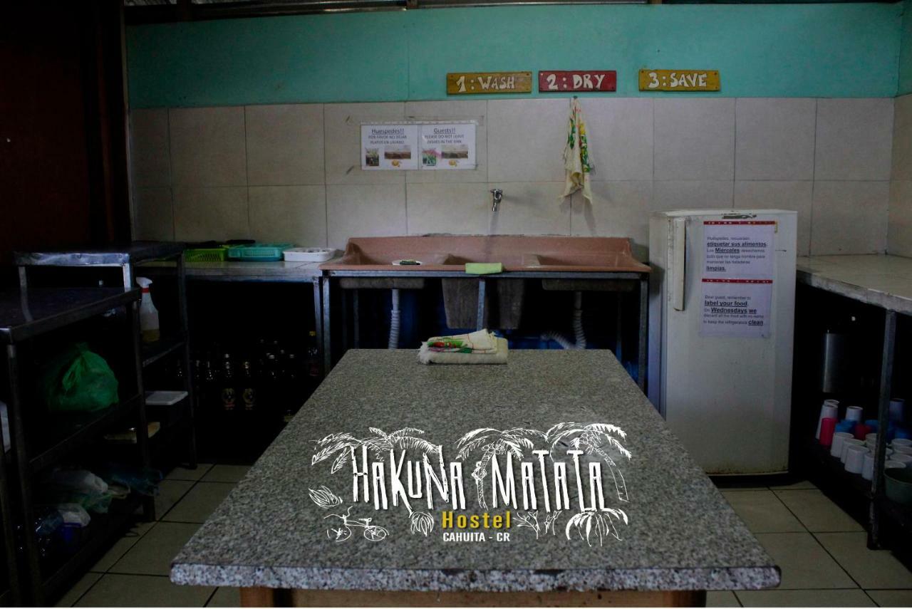 Hakuna Matata Hostel กาอุยตา ภายนอก รูปภาพ