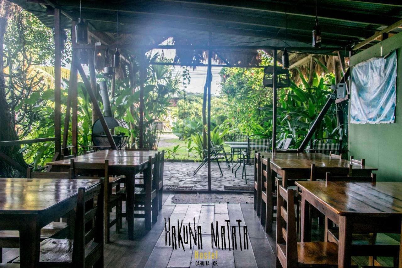 Hakuna Matata Hostel กาอุยตา ภายนอก รูปภาพ