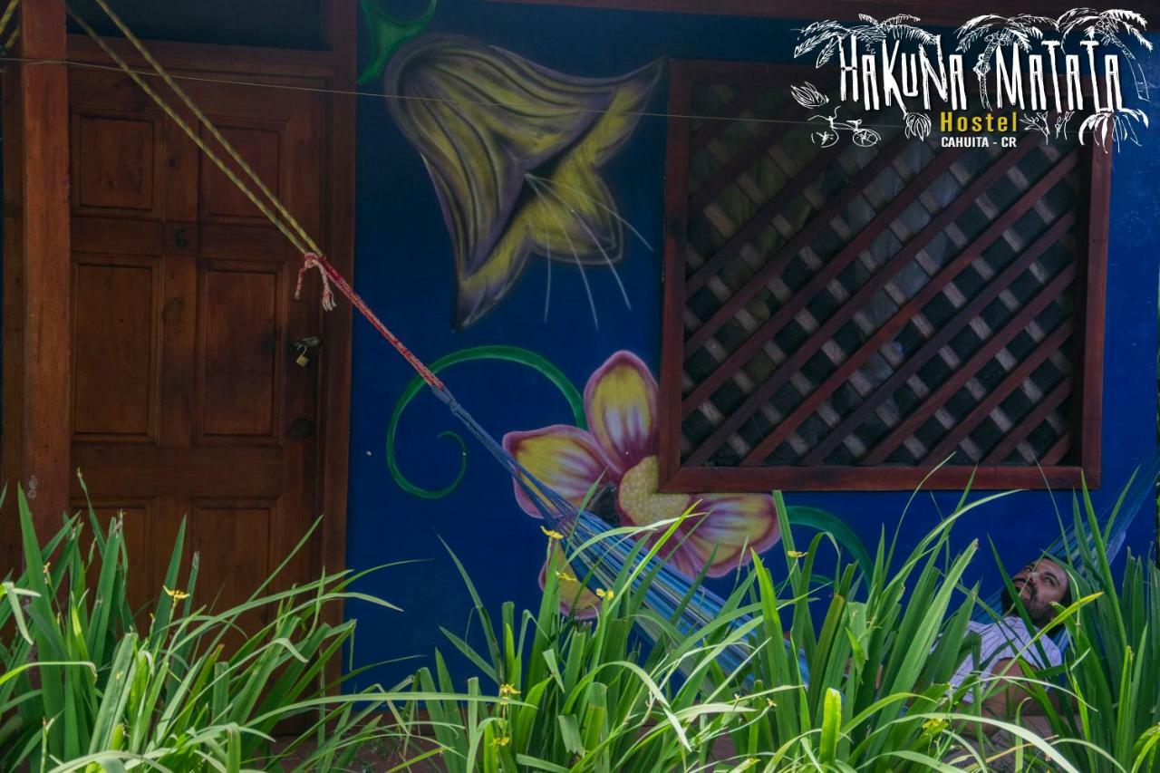 Hakuna Matata Hostel กาอุยตา ภายนอก รูปภาพ