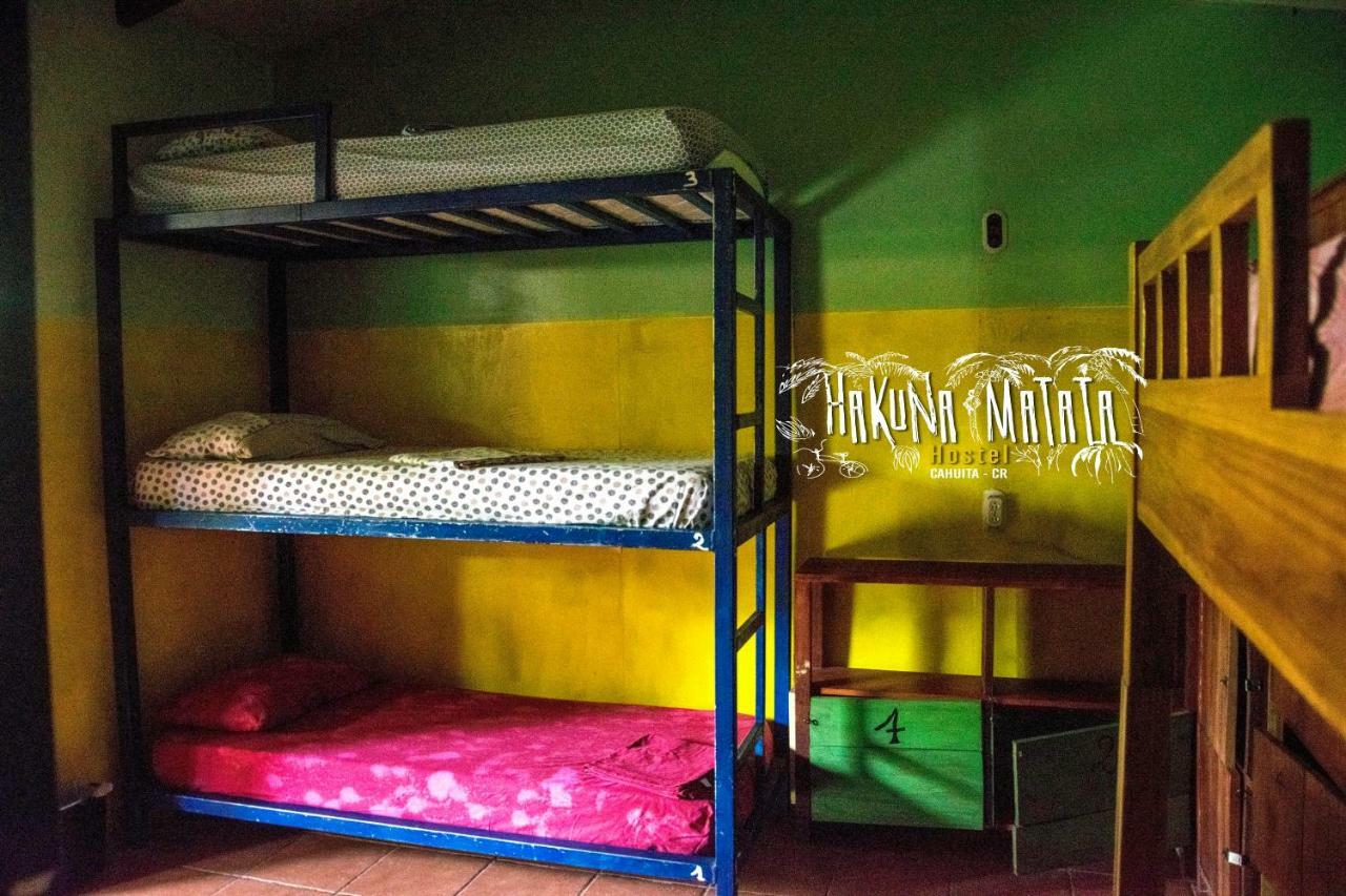 Hakuna Matata Hostel กาอุยตา ภายนอก รูปภาพ